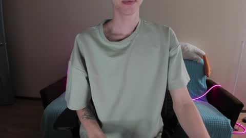 guy_liam1 online show from February 6, 2025, 2:15 pm