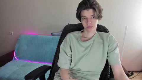 guy_liam1 online show from February 11, 2025, 8:58 am