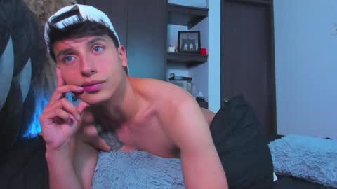 Snapshot of guy_twinks chatting on January 9, 2025, 11:56 pm Gabriel online show from January 9, 2025, 11:56 pm