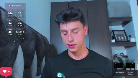 Snapshot of guy_twinks chatting on March 12, 2025, 10:39 pm Gabriel online show from March 12, 2025, 10:39 pm