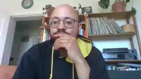 guy_wood15 online show from April 22, 2026, 9:44 am