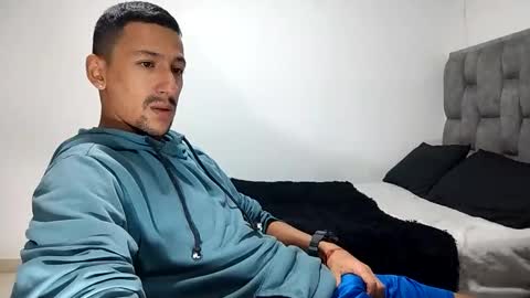 karim online show from March 5, 2025, 12:00 pm