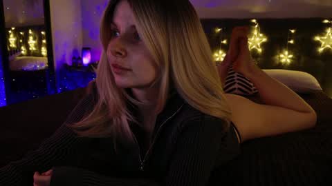 gwenhilton online show from December 28, 2024, 5:33 am