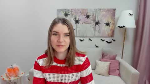 Snapshot of gwensmitt chatting on October 31, 2025, 11:50 pm gwensmitt online show from October 31, 2025, 11:50 pm