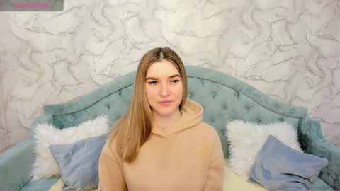 Snapshot of gwensmitt chatting on May 22, 2026, 12:07 am gwensmitt online show from May 22, 2026, 12:07 am