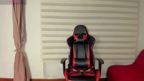   online show from December 5, 2025, 12:30 am