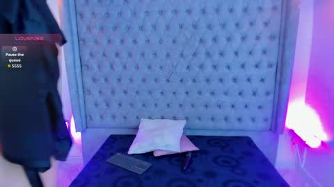 Gyal Smith online show from May 11, 2026, 3:12 am