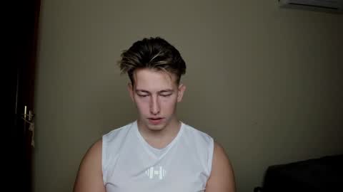 Oliver online show from December 20, 2024, 7:17 pm