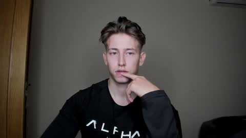 Oliver online show from December 23, 2024, 10:01 pm