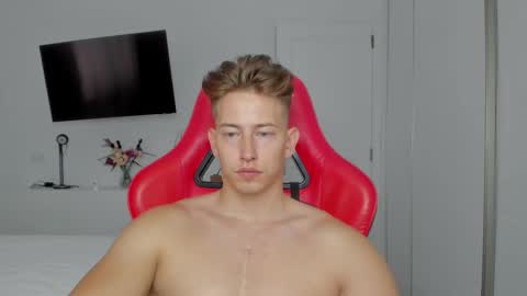 Oliver online show from October 8, 2025, 1:09 pm