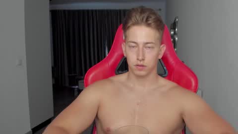 Oliver online show from October 19, 2025, 6:08 pm