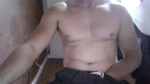 gymxxx_ online show from May 6, 2026, 4:34 pm