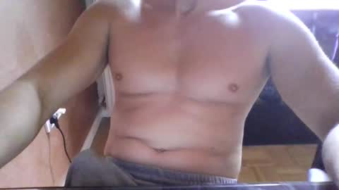 gymxxx_ online show from May 31, 2026, 8:54 am