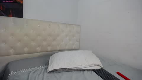 Gysellecrush online show from December 9, 2024, 5:52 pm