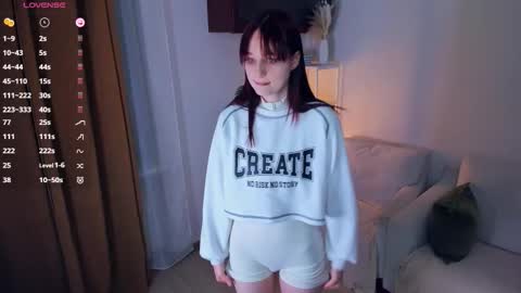 Snapshot of h0lyangel chatting on February 8, 2026, 6:55 pm Kelly Lilly online show from February 8, 2026, 6:55 pm