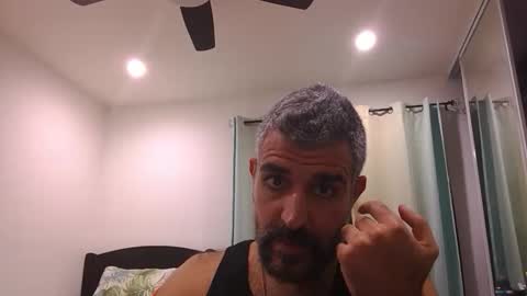 h0nest84 online show from November 2, 2025, 4:26 am