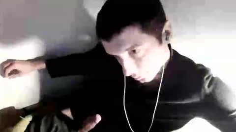 Snapshot of h1dden_reality chatting on November 8, 2025, 5:12 pm h1dden_reality online show from November 8, 2025, 5:12 pm