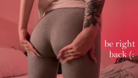 Lana online show from December 14, 2024, 7:57 pm