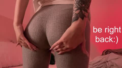 Lana online show from January 6, 2025, 7:13 pm