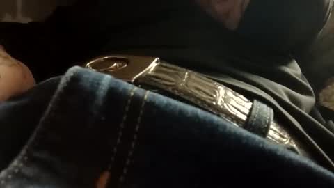 Snapshot of h333th3nz chatting on February 13, 2026, 12:28 am h333th3nz online show from February 13, 2026, 12:28 am