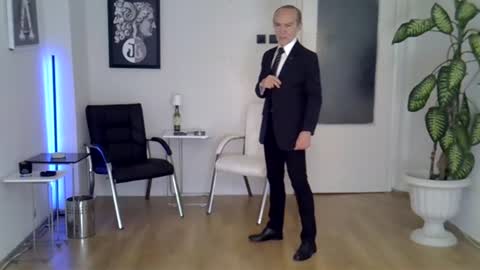 Snapshot of h_blackwood chatting on July 1, 2026, 6:51 pm H. Blackwood online show from July 1, 2026, 6:51 pm