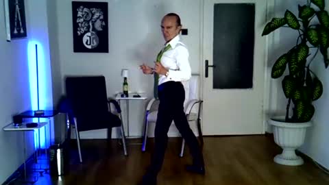 Snapshot of h_blackwood chatting on July 5, 2026, 6:59 pm H. Blackwood online show from July 5, 2026, 6:59 pm