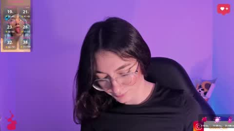 haanna_thompsoon online show from February 24, 2025, 11:41 pm