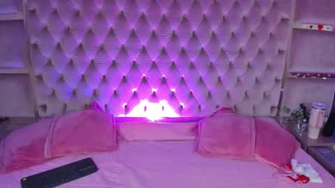 Snapshot of haari02 chatting on February 19, 2026, 7:43 pm Haari online show from February 19, 2026, 7:43 pm