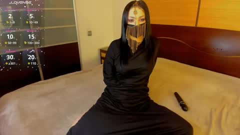 Linda online show from February 12, 2025, 3:29 am