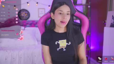 Snapshot of hade_collinss chatting on September 10, 2025, 6:41 pm Hade online show from September 10, 2025, 6:41 pm