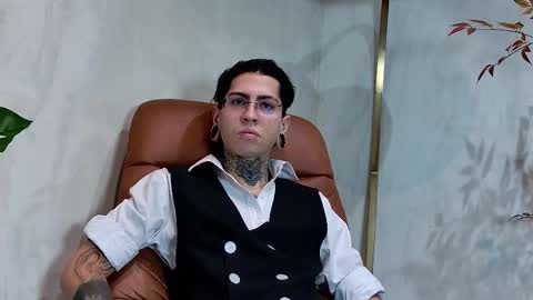 hades_hellhunt online show from October 7, 2025, 2:36 pm