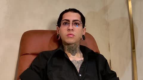 hades_hellhunt online show from October 13, 2025, 1:22 pm