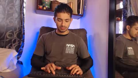 Snapshot of hadez_69 chatting on April 1, 2026, 12:06 pm HADEZ online show from April 1, 2026, 12:06 pm