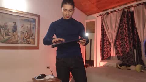 Snapshot of hadez_69 chatting on April 8, 2026, 1:38 am HADEZ online show from April 8, 2026, 1:38 am