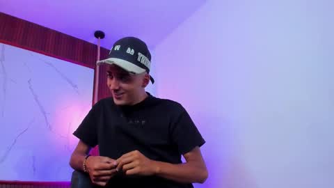 Hadrian Torres online show from March 12, 2026, 3:18 pm