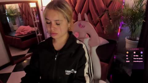 Haely online show from January 30, 2025, 11:33 am