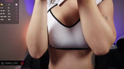 Hailey online show from October 8, 2025, 3:31 pm