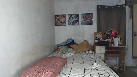 Snapshot of hailey_sweetcum77 chatting on December 15, 2025, 10:47 pm hailey_sweetcum77 online show from December 15, 2025, 10:47 pm