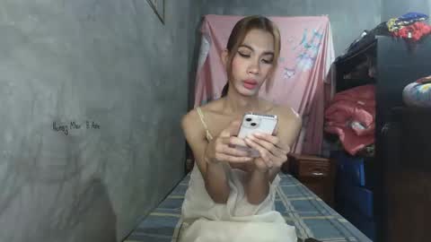 hailey_sweetcum77 online show from March 12, 2026, 8:20 am