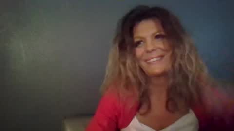 Hailey online show from December 20, 2025, 10:17 pm