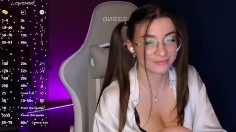 Snapshot of haily_heavenly chatting on February 28, 2025, 4:31 pm HailyHeavenly online show from February 28, 2025, 4:31 pm