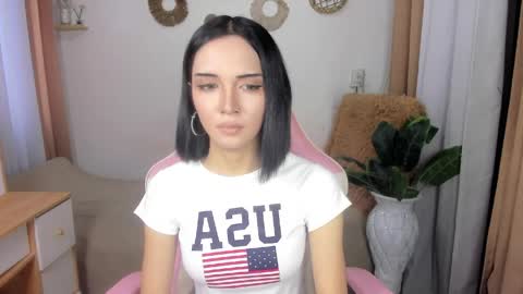 Snapshot of hailyourqueenofsatisfaction chatting on April 21, 2026, 8:31 am Haily online show from April 21, 2026, 8:31 am