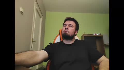 hairy_guy007 online show from March 28, 2026, 9:36 pm