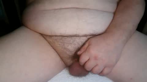 hairyarmpit_lover_1970 online show from November 14, 2025, 12:15 pm