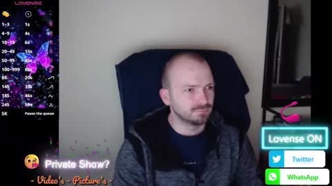 Snapshot of hairyass25yo chatting on May 18, 2026, 5:30 pm Puppy3 StockyDaddiesmusclebearsbeefybigmans online show from May 18, 2026, 5:30 pm