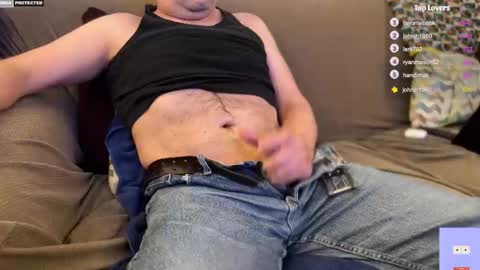 Snapshot of hairybelly818 chatting on November 6, 2025, 7:42 am Hairy Belly online show from November 6, 2025, 7:42 am