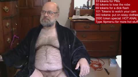 HairyDaddyBear69 online show from June 5, 2026, 11:38 am