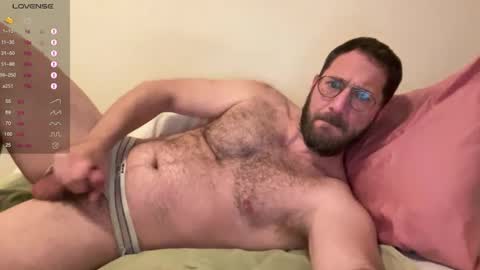 Snapshot of hairyfitguy444 chatting on January 21, 2025, 2:33 am Harry Fit Big Bro Dad Sir online show from January 21, 2025, 2:33 am