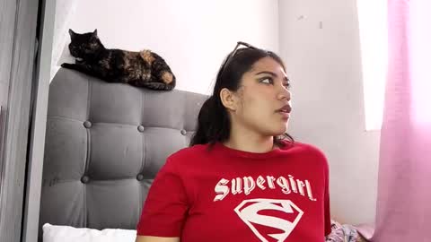 hairylatiingoddess online show from February 25, 2026, 7:23 pm