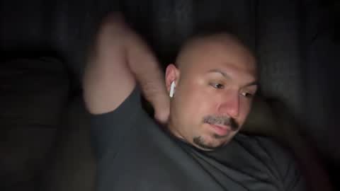 hairyman30000 online show from February 21, 2025, 7:12 am